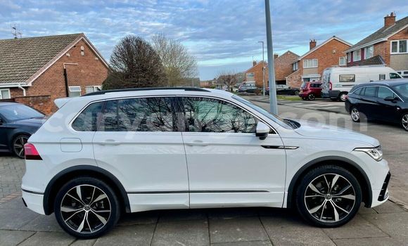 Buy Used Volkswagen Tiguan White Car in Windhoek in Namibia Buy Used Volkswagen Tiguan White Car in Windhoek in Namibia