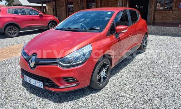 Buy Used Renault Clio Red Car in Rundu in Namibia