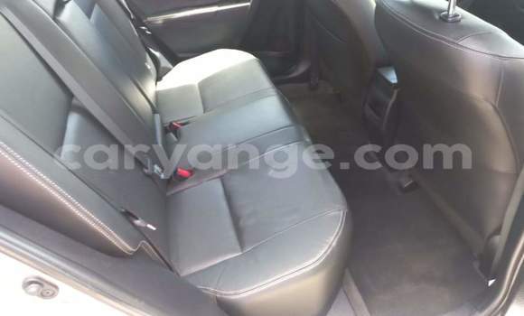 Acheter Occasion Voiture Toyota Corolla Gris à Walvis Bay, Namibie Acheter Occasion Voiture Toyota Corolla Gris à Walvis Bay, Namibie