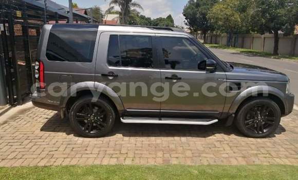 Acheter Occasion Voiture Land Rover Discovery Gris à Luderitz, Karas Acheter Occasion Voiture Land Rover Discovery Gris à Luderitz, Karas