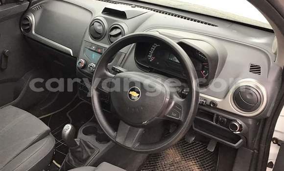 Acheter Occasion Voiture Chevrolet Corsa Blanc à Grootfontein, Namibie Acheter Occasion Voiture Chevrolet Corsa Blanc à Grootfontein, Namibie