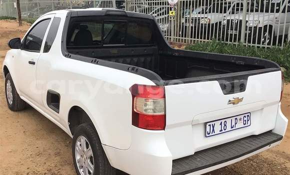Acheter Occasion Voiture Chevrolet Corsa Blanc à Grootfontein, Namibie Acheter Occasion Voiture Chevrolet Corsa Blanc à Grootfontein, Namibie