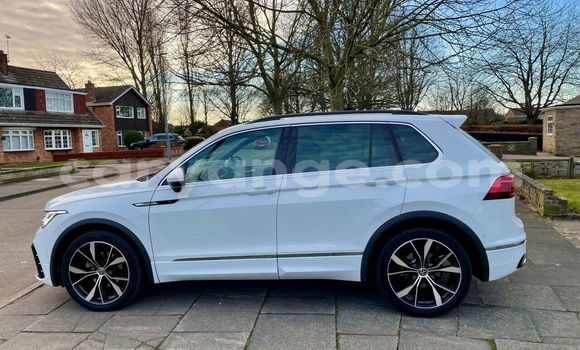 Buy Used Volkswagen Tiguan White Car in Windhoek in Namibia Buy Used Volkswagen Tiguan White Car in Windhoek in Namibia