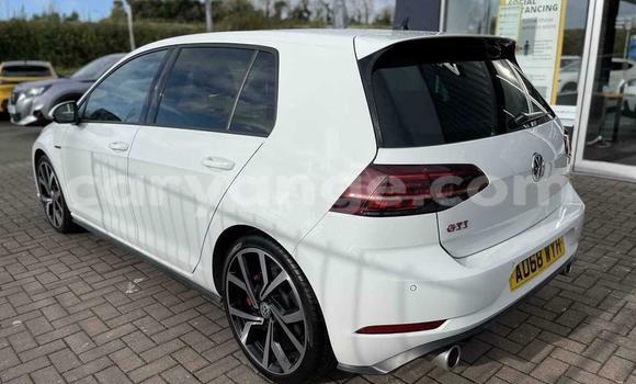 Acheter Occasion Voiture Volkswagen Golf GTI Blanc à Windhoek, Namibie Acheter Occasion Voiture Volkswagen Golf GTI Blanc à Windhoek, Namibie