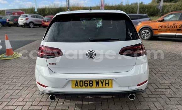 Acheter Occasion Voiture Volkswagen Golf GTI Blanc à Windhoek, Namibie Acheter Occasion Voiture Volkswagen Golf GTI Blanc à Windhoek, Namibie