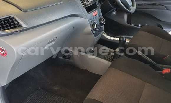 Buy Used Toyota Avanza White Car in Gobabis in Omaheke Buy Used Toyota Avanza White Car in Gobabis in Omaheke