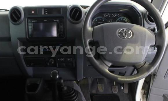 Buy Used Toyota Land Cruiser White Car in Windhoek in Namibia Buy Used Toyota Land Cruiser White Car in Windhoek in Namibia