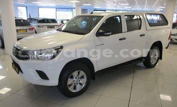 Buy Used Toyota Hilux White Car in Windhoek in Namibia