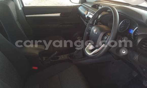 Buy Used Toyota Hilux White Car in Windhoek in Namibia Buy Used Toyota Hilux White Car in Windhoek in Namibia
