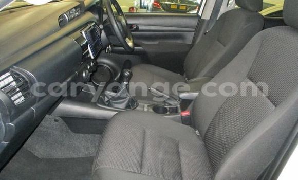 Buy Used Toyota Hilux White Car in Windhoek in Namibia Buy Used Toyota Hilux White Car in Windhoek in Namibia