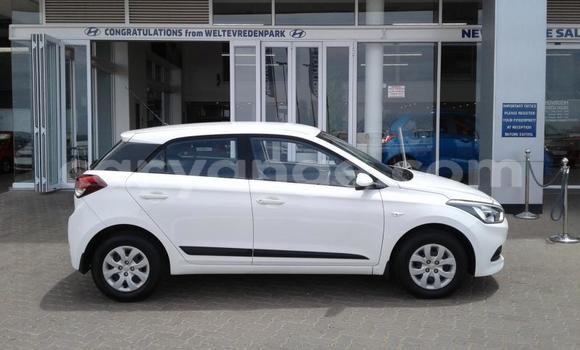 Buy Used Hyundai I20 White Car in Oshikango in Ohangwena Buy Used Hyundai I20 White Car in Oshikango in Ohangwena