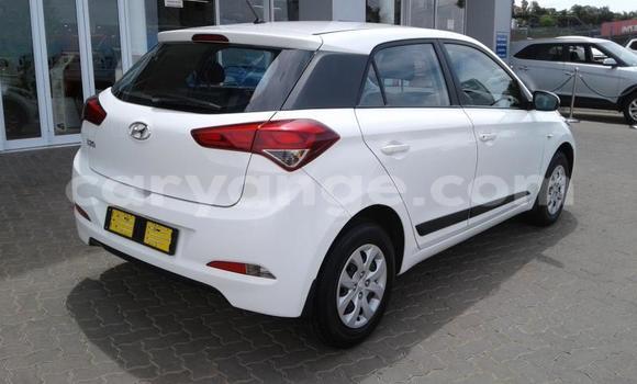Buy Used Hyundai I20 White Car in Oshikango in Ohangwena Buy Used Hyundai I20 White Car in Oshikango in Ohangwena
