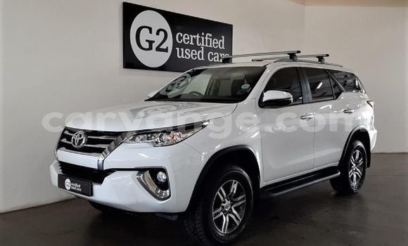Buy Used Toyota Fortuner White Car in Windhoek in Namibia