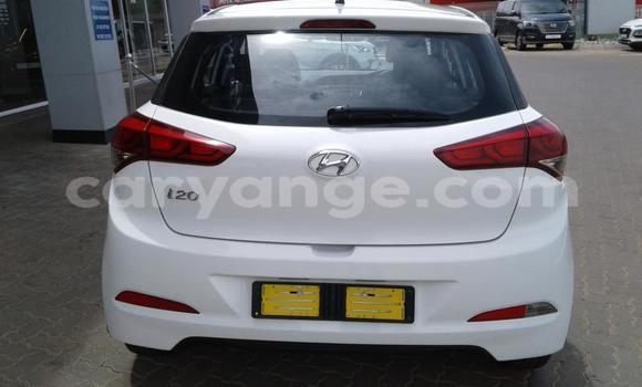 Buy Used Hyundai I20 White Car in Oshikango in Ohangwena Buy Used Hyundai I20 White Car in Oshikango in Ohangwena