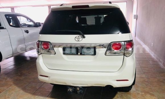 Buy Used Toyota Fortuner White Car in Windhoek in Namibia Buy Used Toyota Fortuner White Car in Windhoek in Namibia