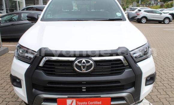 Acheter Occasion Voiture Toyota Hilux Blanc à Karasburg, Karas Acheter Occasion Voiture Toyota Hilux Blanc à Karasburg, Karas