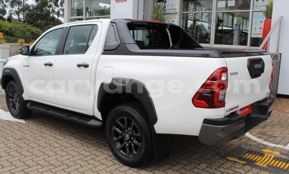 Acheter Occasion Voiture Toyota Hilux Blanc à Karasburg, Karas Acheter Occasion Voiture Toyota Hilux Blanc à Karasburg, Karas