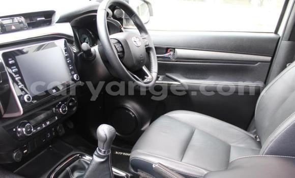 Acheter Occasion Voiture Toyota Hilux Blanc à Karasburg, Karas Acheter Occasion Voiture Toyota Hilux Blanc à Karasburg, Karas
