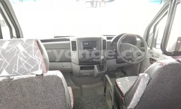 Acheter Occasion Utilitaire Mercedes‒Benz MB100 Blanc à Karasburg, Karas Acheter Occasion Utilitaire Mercedes‒Benz MB100 Blanc à Karasburg, Karas