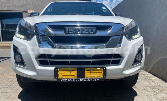 Acheter Occasion Voiture Isuzu KB Autre à Windhoek, Namibie Acheter Occasion Voiture Isuzu KB Autre à Windhoek, Namibie