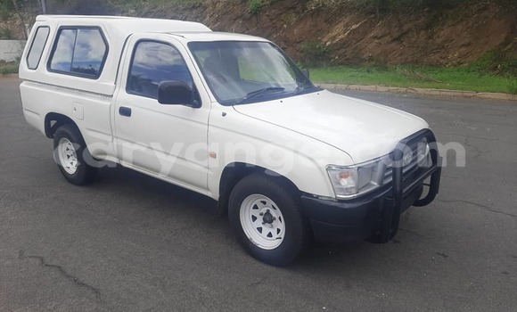 Buy Used Toyota Hilux White Car in Windhoek in Namibia