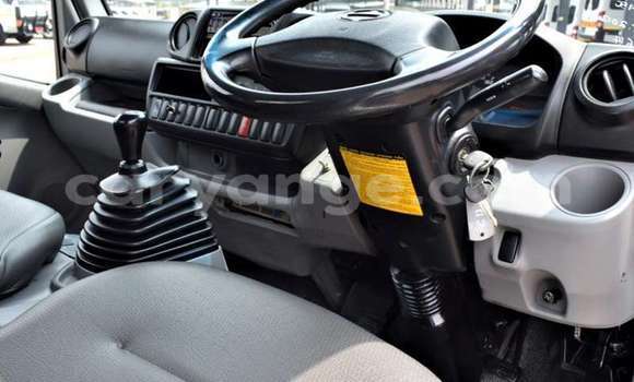 Acheter Occasion Utilitaire Hyundai Chorus Blanc à Windhoek, Namibie Acheter Occasion Utilitaire Hyundai Chorus Blanc à Windhoek, Namibie