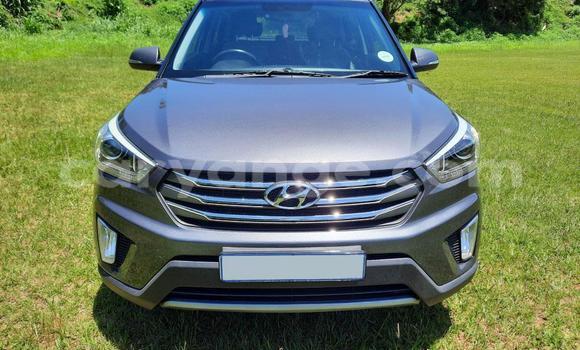 Buy Used Hyundai Creta Silver Car in Windhoek in Namibia