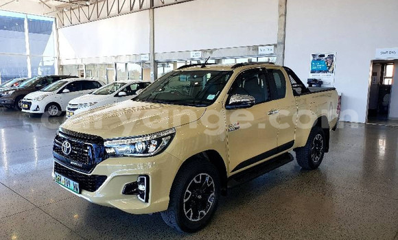 Buy Used Toyota Hilux Beige Car in Windhoek in Namibia