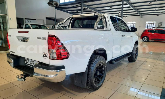 Buy Used Toyota Hilux White Car in Katima Mulilo in Caprivi Buy Used Toyota Hilux White Car in Katima Mulilo in Caprivi