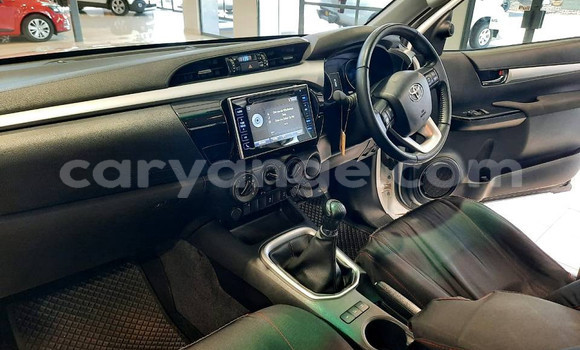 Buy Used Toyota Hilux White Car in Katima Mulilo in Caprivi Buy Used Toyota Hilux White Car in Katima Mulilo in Caprivi