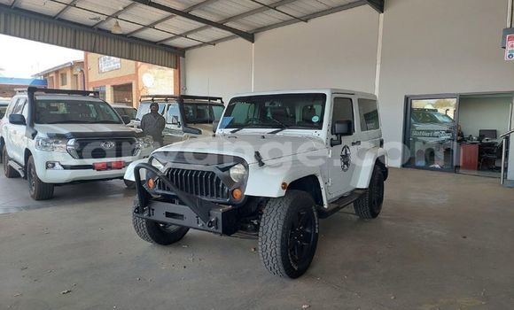 Buy Used Jeep Wrangler White Car in Windhoek in Namibia Buy Used Jeep Wrangler White Car in Windhoek in Namibia