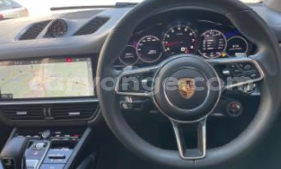 Buy Used Porsche Cayenne White Car in Windhoek in Namibia Buy Used Porsche Cayenne White Car in Windhoek in Namibia