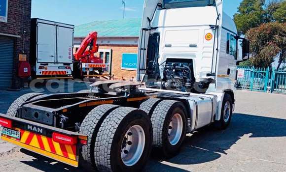 Acheter Occasion Utilitaire Man M2000 Blanc à Henties Bay, Erongo Acheter Occasion Utilitaire Man M2000 Blanc à Henties Bay, Erongo
