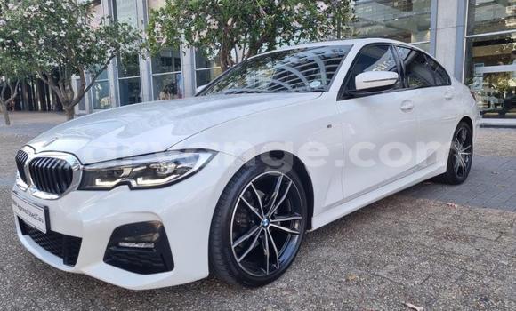 Acheter Occasion Voiture BMW 3–Series Blanc à Windhoek, Namibie Acheter Occasion Voiture BMW 3–Series Blanc à Windhoek, Namibie