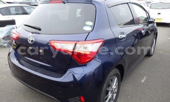 Acheter Import Voiture Toyota Vitz Bleu à Gobabis, Omaheke Acheter Import Voiture Toyota Vitz Bleu à Gobabis, Omaheke