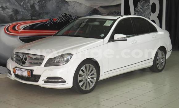 Acheter Occasion Voiture Mercedes-Benz C–Class Blanc à Luderitz, Karas