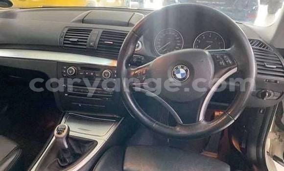 Acheter Occasion Voiture BMW 1-Series Blanc à Windhoek, Namibie Acheter Occasion Voiture BMW 1-Series Blanc à Windhoek, Namibie