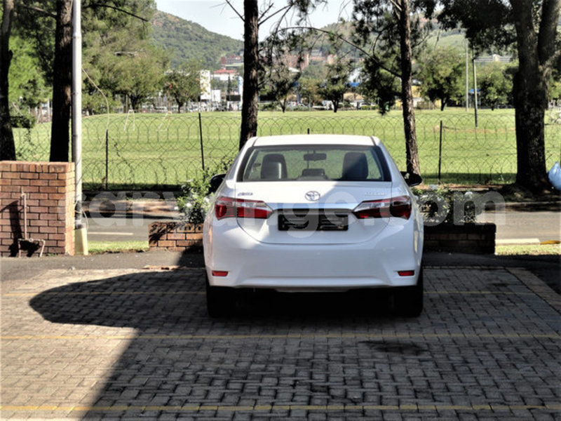 Big with watermark 2015 toyota corolla 9