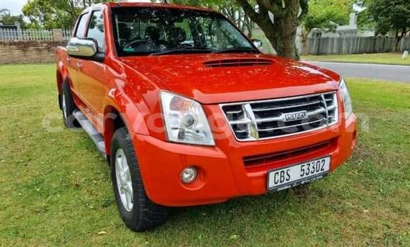 Acheter Occasion Voiture Isuzu KB Rouge à Windhoek, Namibie Acheter Occasion Voiture Isuzu KB Rouge à Windhoek, Namibie