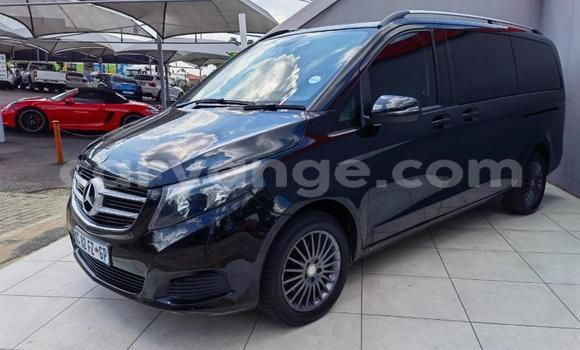 Acheter Occasion Voiture Mercedes-Benz V-klasse Noir à Windhoek, Namibie Acheter Occasion Voiture Mercedes-Benz V-klasse Noir à Windhoek, Namibie