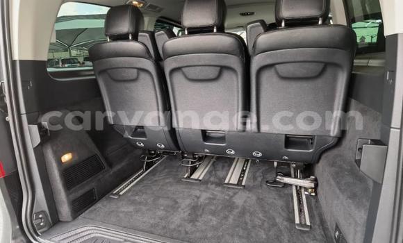 Acheter Occasion Voiture Mercedes-Benz V-klasse Noir à Windhoek, Namibie Acheter Occasion Voiture Mercedes-Benz V-klasse Noir à Windhoek, Namibie