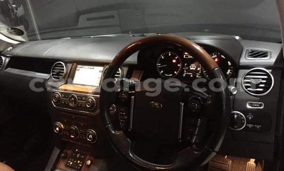 Acheter Occasion Voiture Land Rover Discovery Noir à Leonardville, Omaheke Acheter Occasion Voiture Land Rover Discovery Noir à Leonardville, Omaheke