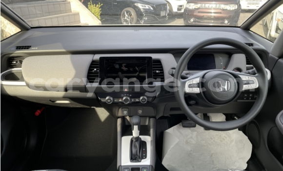 Buy Used Honda FIT Silver Car in Grootfontein in Namibia Buy Used Honda FIT Silver Car in Grootfontein in Namibia