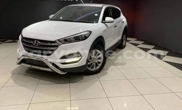 Acheter Occasion Voiture Hyundai Tucson Blanc à Henties Bay, Erongo Acheter Occasion Voiture Hyundai Tucson Blanc à Henties Bay, Erongo