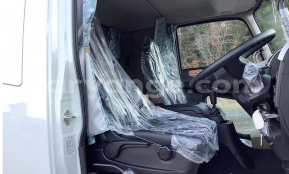 Acheter Occasion Utilitaire Mitsubishi Van Blanc à Bethanien, Karas Acheter Occasion Utilitaire Mitsubishi Van Blanc à Bethanien, Karas