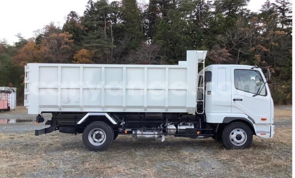 Acheter Occasion Utilitaire Mitsubishi Van Blanc à Bethanien, Karas Acheter Occasion Utilitaire Mitsubishi Van Blanc à Bethanien, Karas