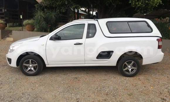 Acheter Occasion Voiture Chevrolet Corsa Blanc à Warmbad, Karas Acheter Occasion Voiture Chevrolet Corsa Blanc à Warmbad, Karas