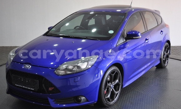 Buy Used Ford Focus ST Blue Car in Windhoek in Namibia
