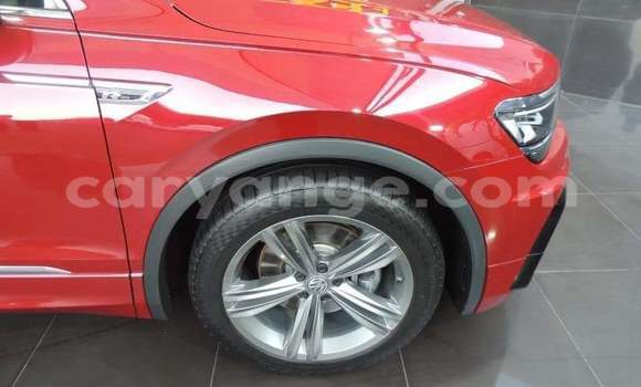 Acheter Occasion Voiture Volkswagen Tiguan Rouge à Windhoek, Namibie Acheter Occasion Voiture Volkswagen Tiguan Rouge à Windhoek, Namibie