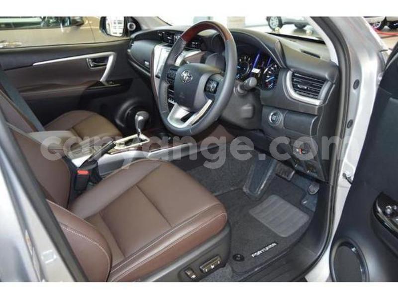 Big with watermark 2017 toyota fortuner 3